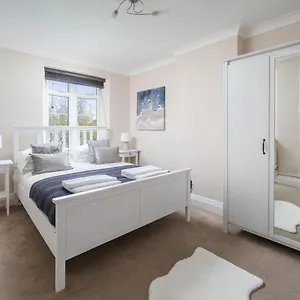 https://the-lanes-penthouse-apartment.brighton-hotels-england.com