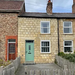 Holiday home 71 Main Street, Bishopthorpe